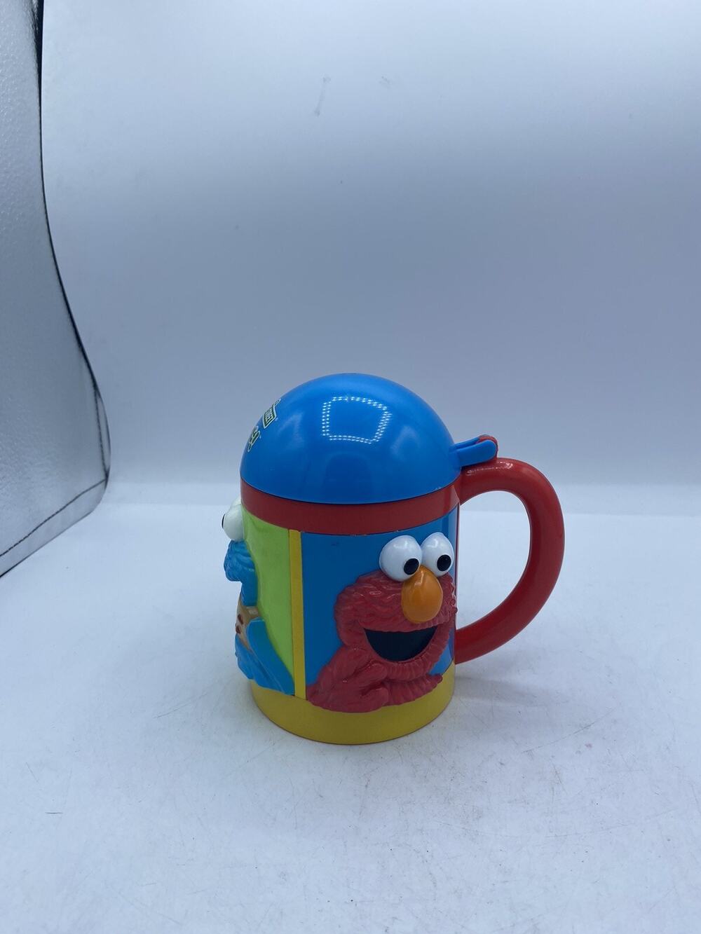 Sesame Street Live large plastic mugs cups with lids Elmo Oscar
